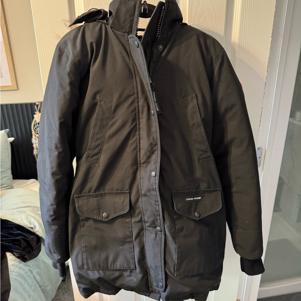 Canada Goose Woman’s Black Puffer Jacket